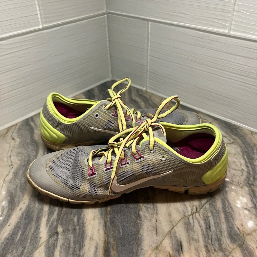 NIKE Clima Cool Women's Sneakers Running Shoes 599269 007 Gray Green pink 8
